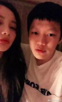 生气吃瓜的视频怎么拍摄,揭秘“生气吃瓜”视频拍摄技巧